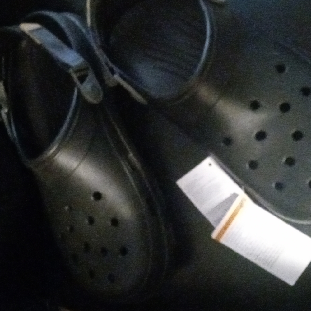 Men's crocs
